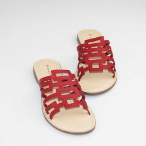 Sandalo ciabattina etnico laserato pelle rosso